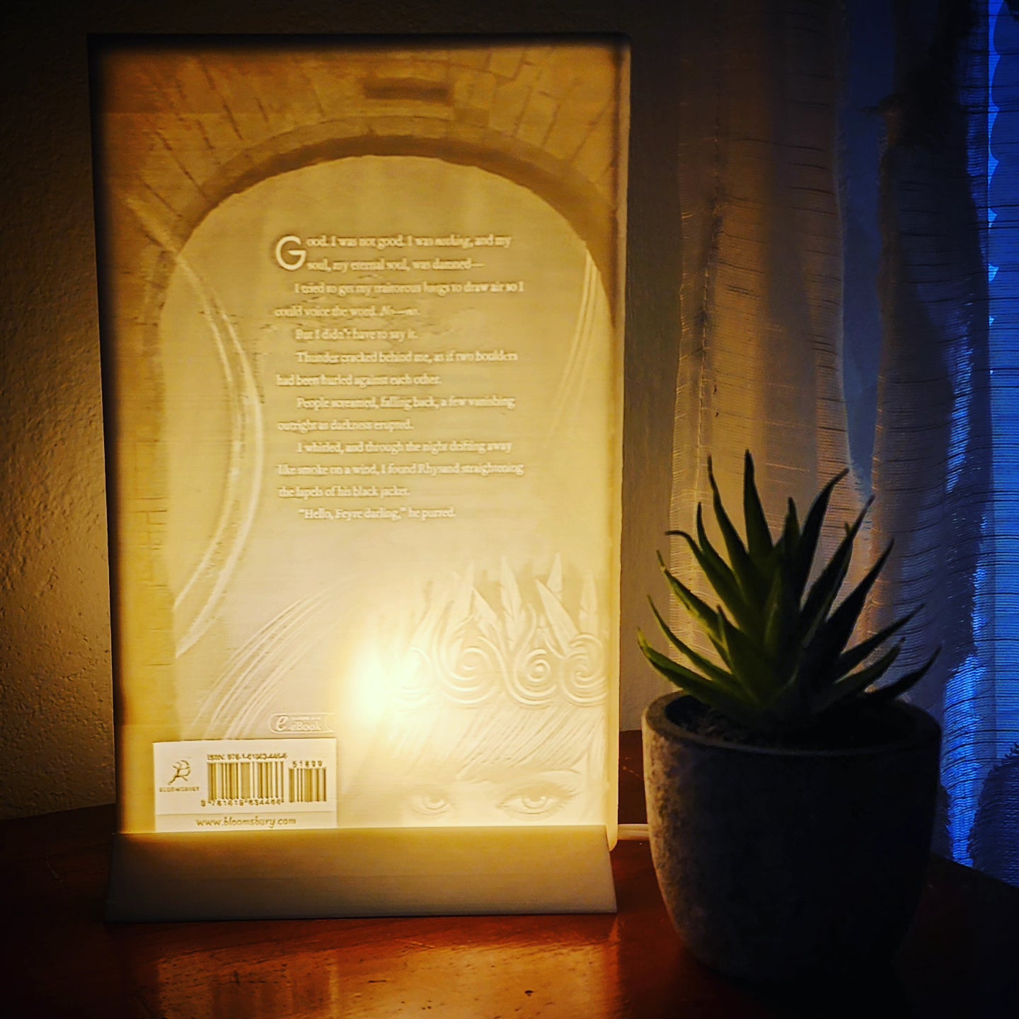 "ACOTAR" Novel Lights